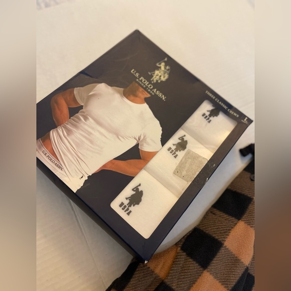 U.S Polo Men’s 3 Classic Fit Crews Neck Tee White & Pj pants Beige/Blk Large - Picture 3 of 9